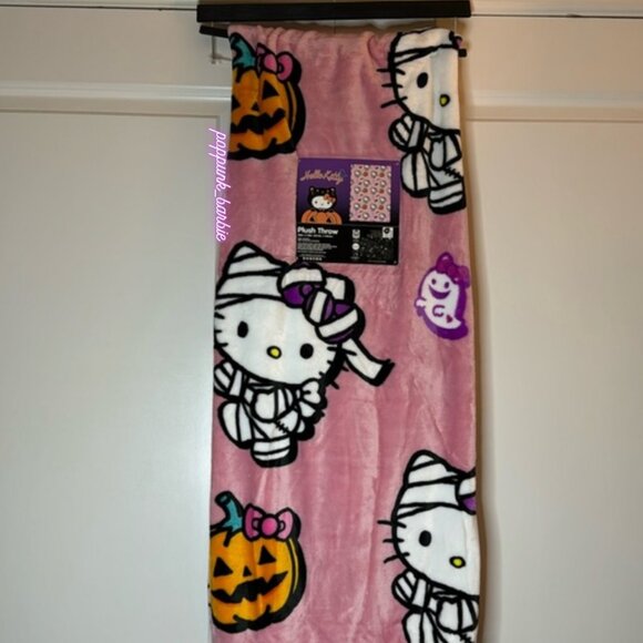 Hello Kitty Other - Viral TikTok, Hello Kitty Halloween Blanket
